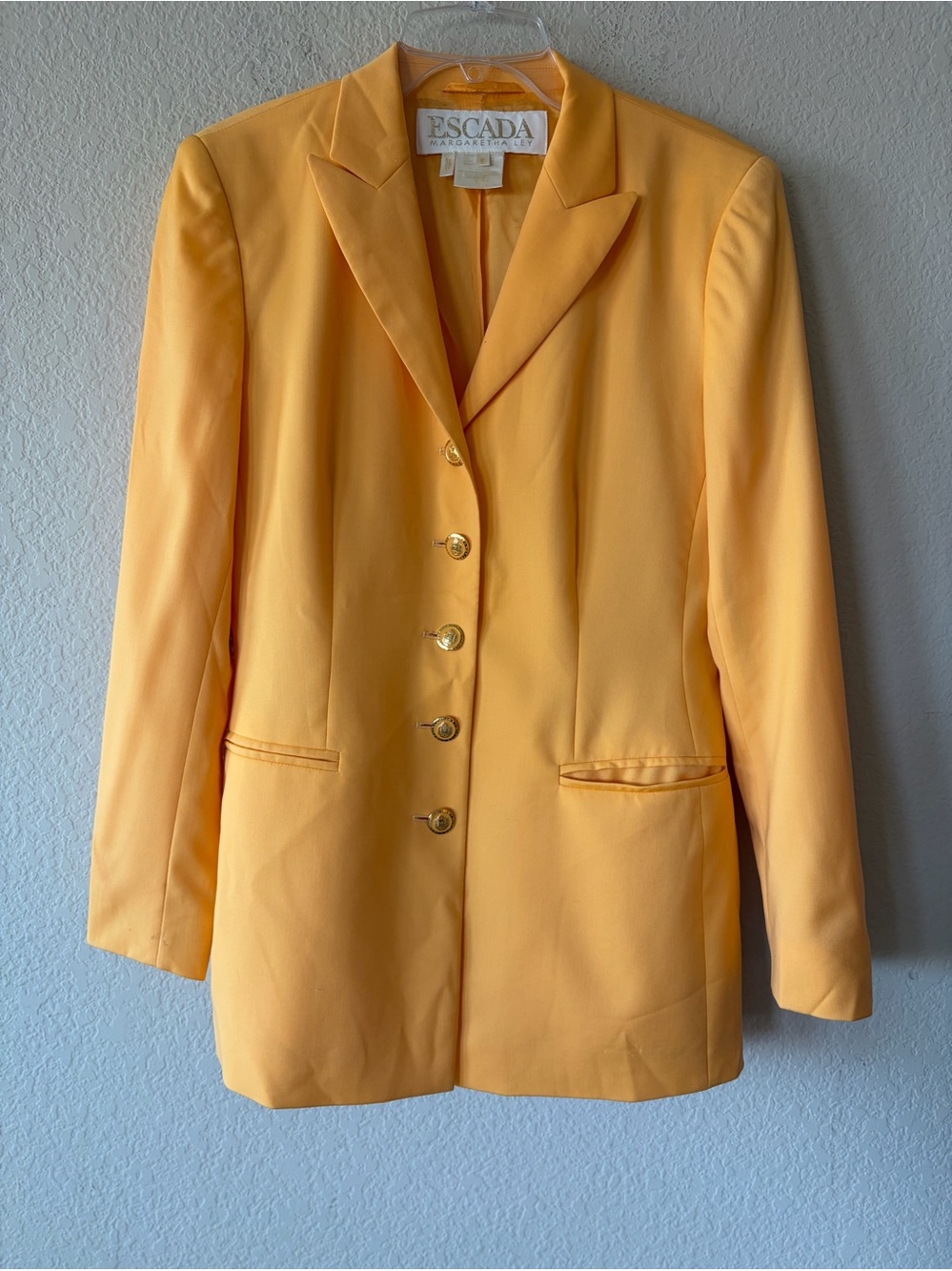 ESCADA Virgin Wool Collared Yellow Coat Jacket Size 36 Lined Vintage